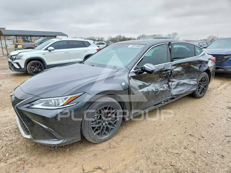 2022 Lexus ES300 фото