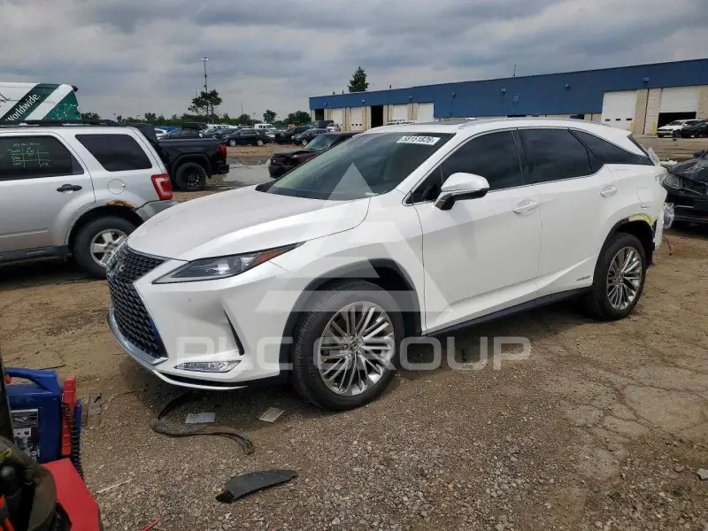 2022 Lexus RX450 photo