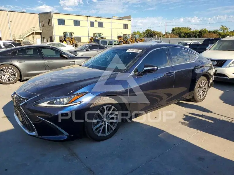 2022 Lexus ES350 photo