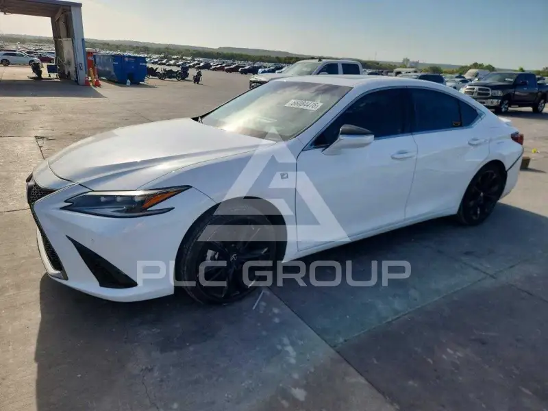 2022 Lexus ES350 photo