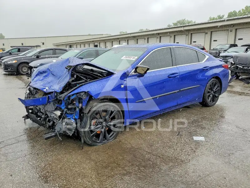 2022 Lexus ES350 photo