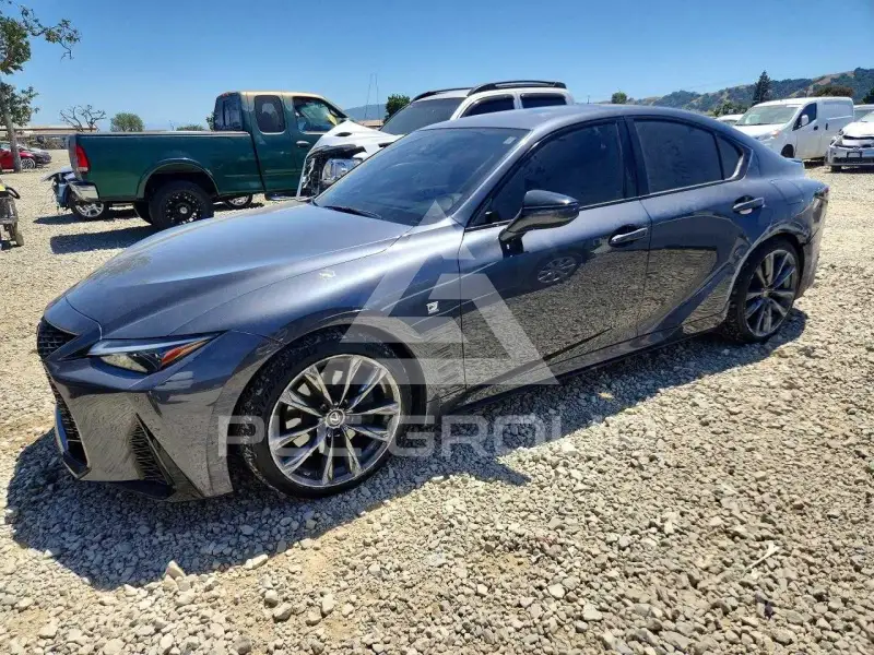 2022 Lexus IS фото