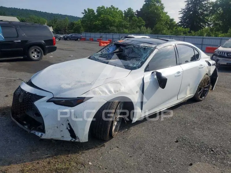 2022 Lexus IS350 фото