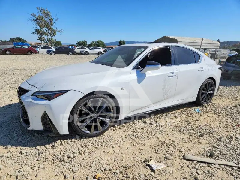 2022 Lexus IS фото