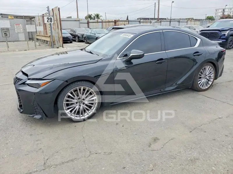 2022 Lexus IS фото