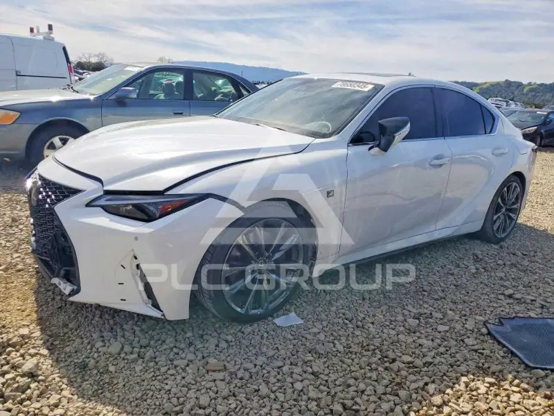 2022 Lexus IS350 photo