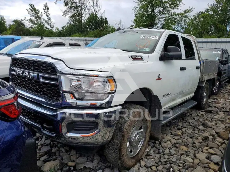 2022 RAM 3500 photo