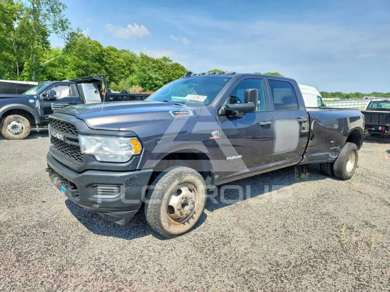 2022 RAM 3500 photo