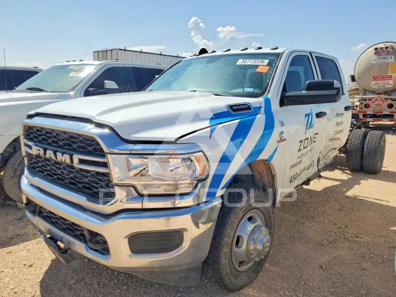 2022 RAM 3500 фото