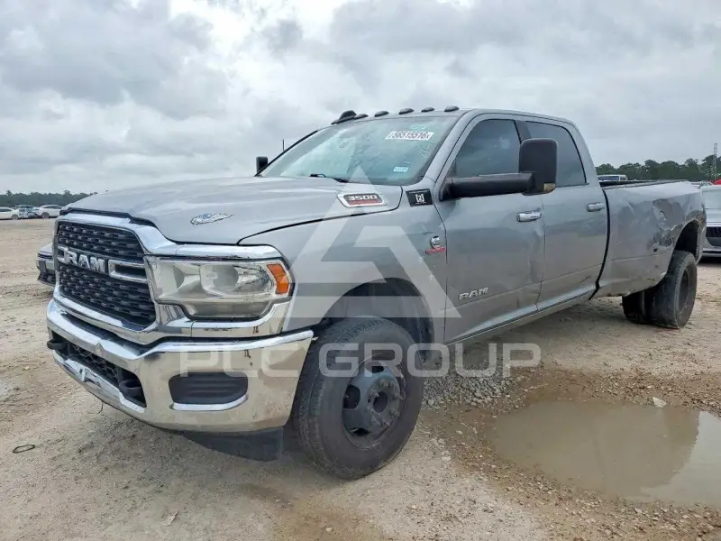 2022 RAM 3500 фото