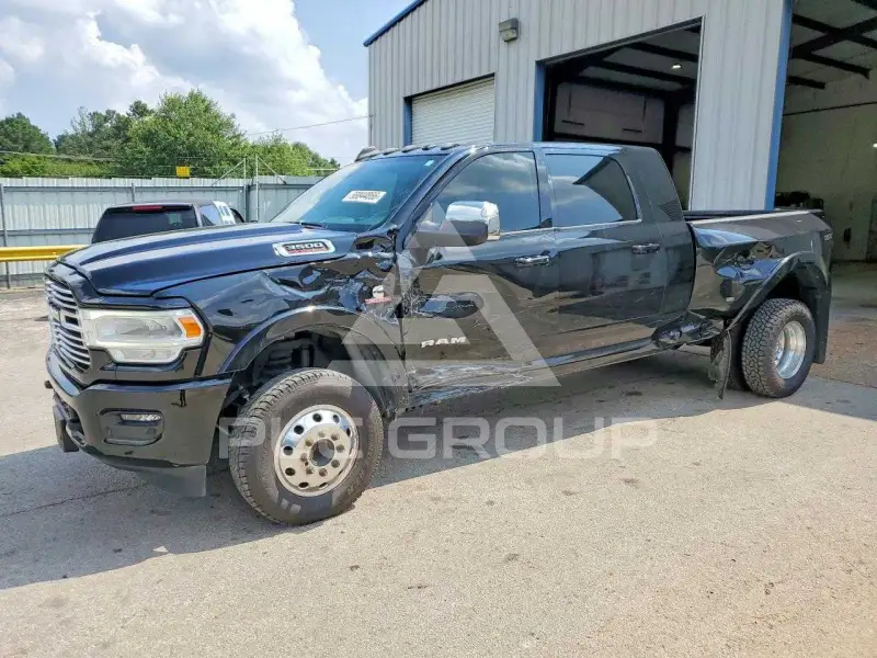 2022 RAM 3500 фото