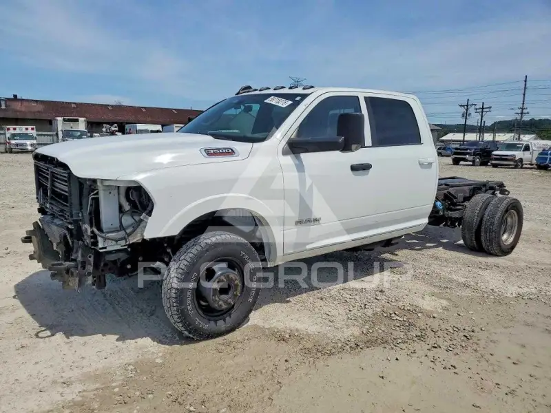 2022 RAM 3500 фото