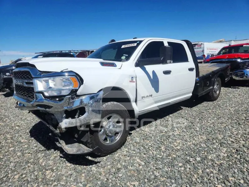 2022 RAM 3500 photo