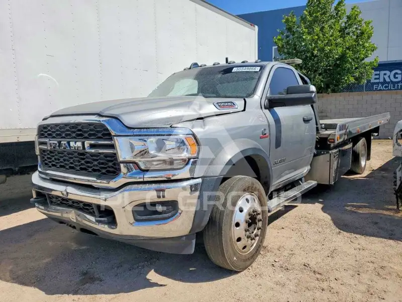 2022 RAM 5500 фото