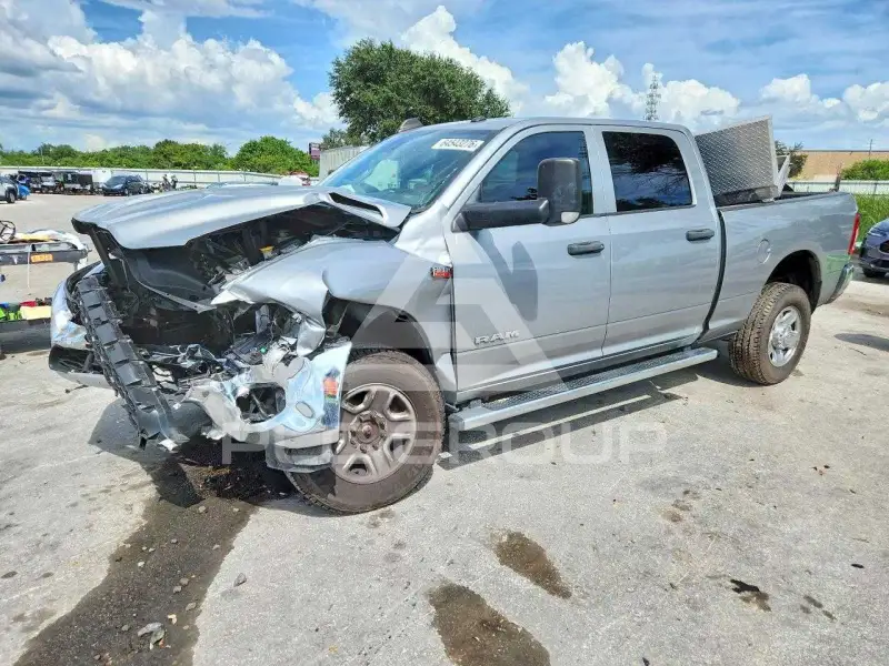 2022 RAM 2500 photo