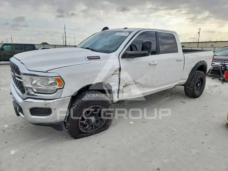 2022 RAM 2500 photo