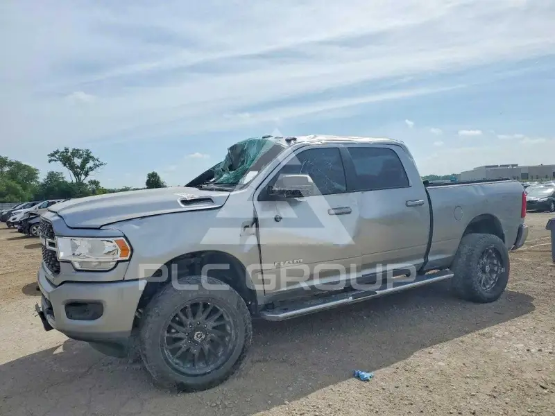 2022 RAM 2500 photo