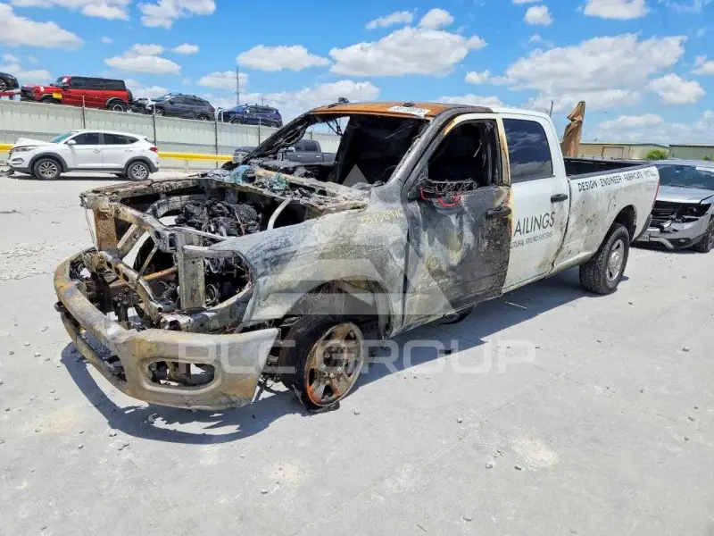 2022 RAM 2500 photo