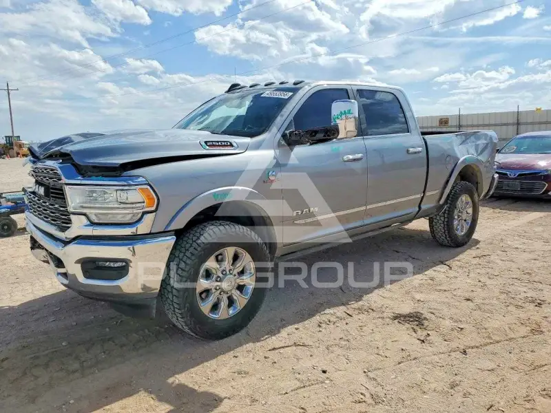 2022 RAM 2500 photo