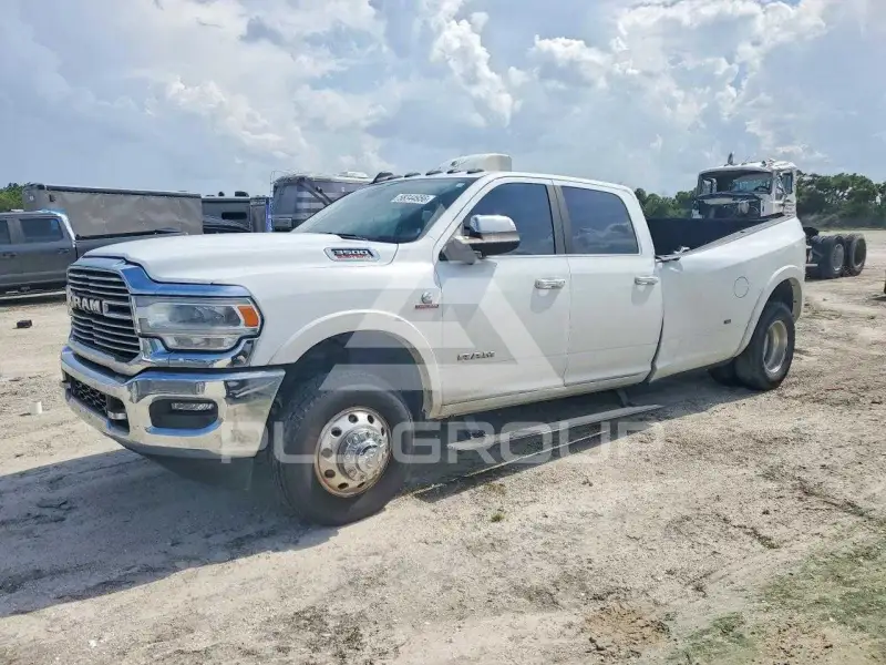 2022 RAM 1500 photo