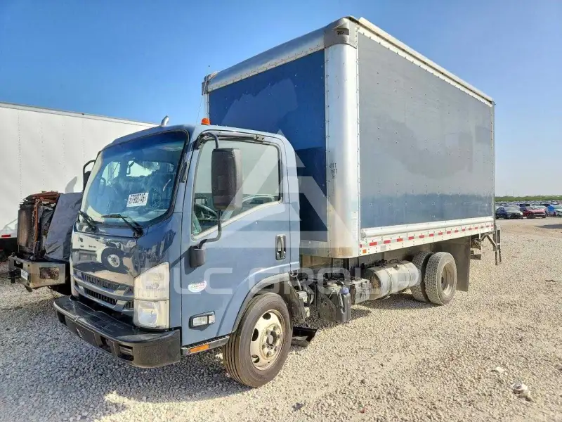 2022 Isuzu NPR photo