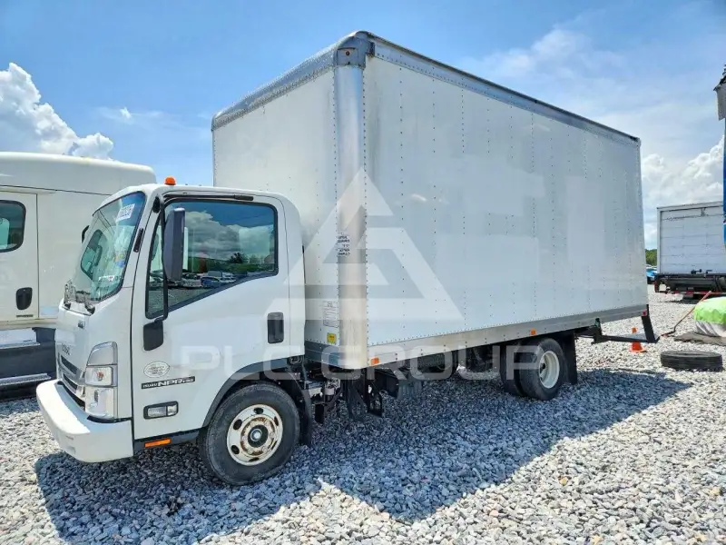 2022 Isuzu NPR photo