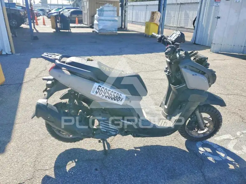 2022 Yamaha  фото
