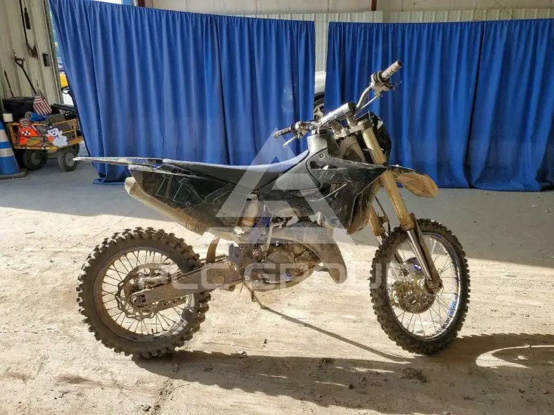 2022 Yamaha  фото