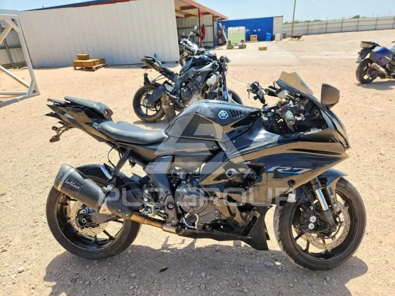 2022 Yamaha  фото