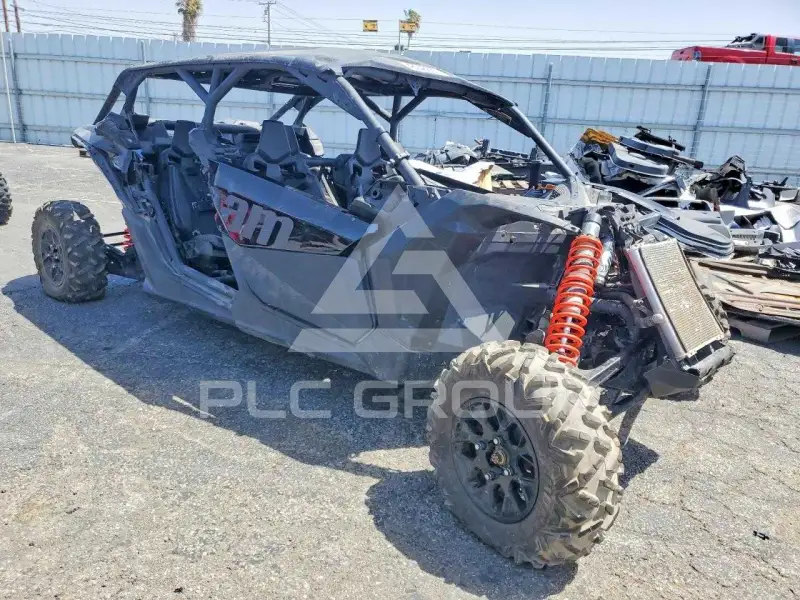 2022 Can-AM Sidebyside фото