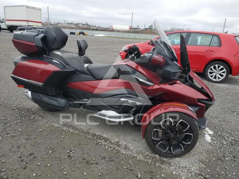 2022 Can-AM SPYDER фото