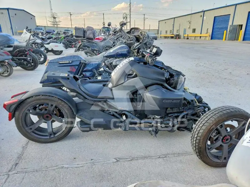 2022 Can-AM Unknown photo