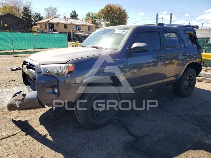 2022 Toyota 4 RUNNER photo