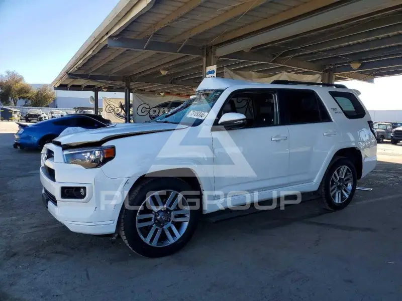 2022 Toyota 4 RUNNER фото