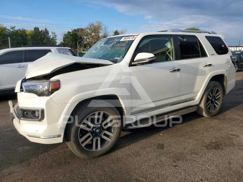 2022 Toyota 4 RUNNER photo
