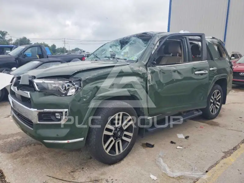 2022 Toyota 4 RUNNER фото