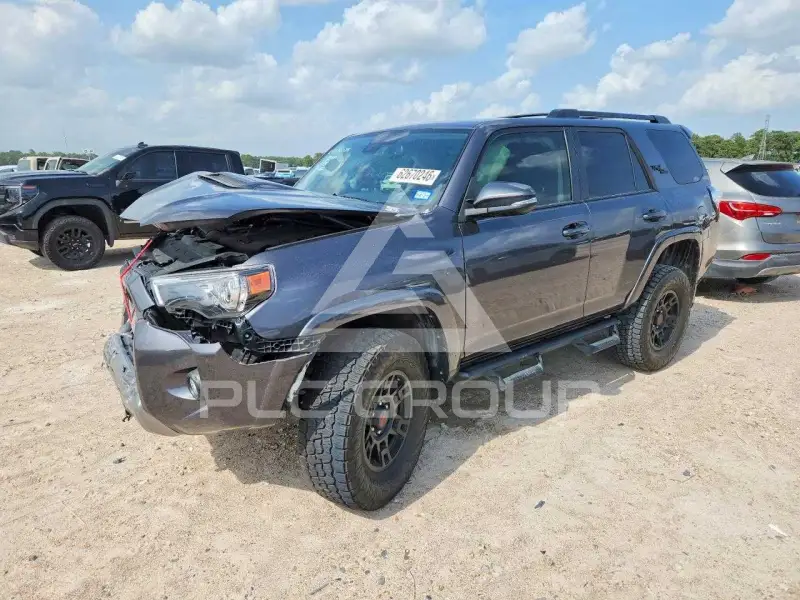 2022 Toyota 4 RUNNER фото