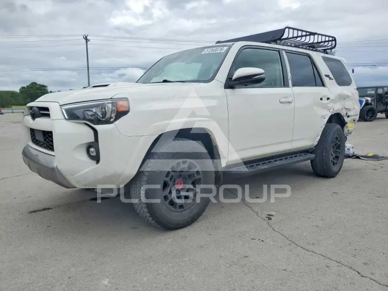 2022 Toyota 4 RUNNER фото