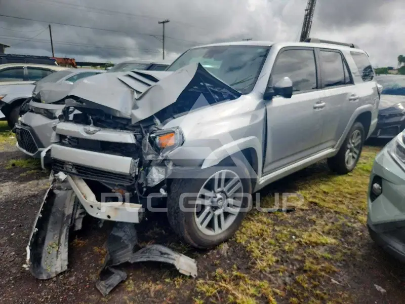 2022 Toyota 4 RUNNER фото