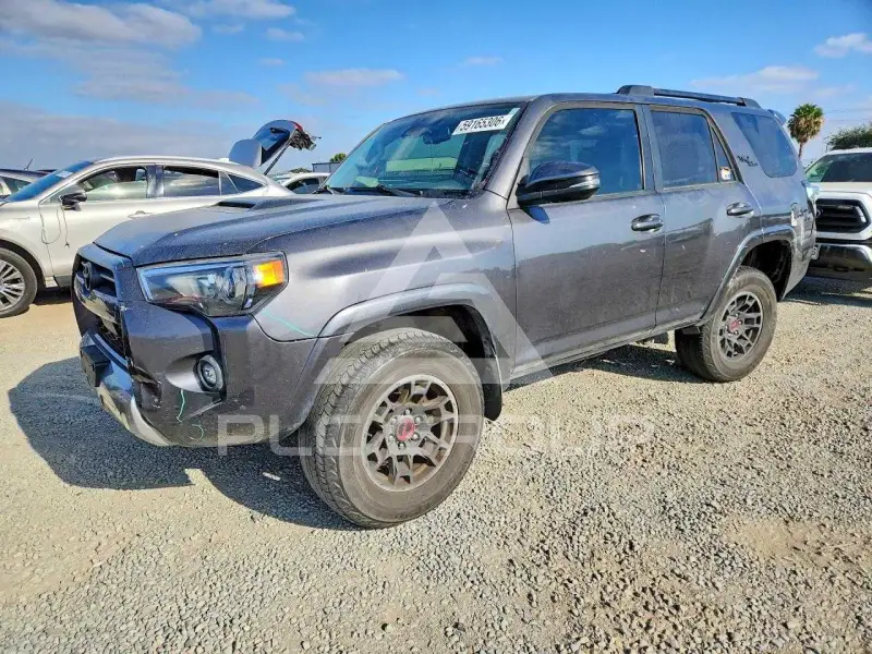 2022 Toyota 4 RUNNER фото
