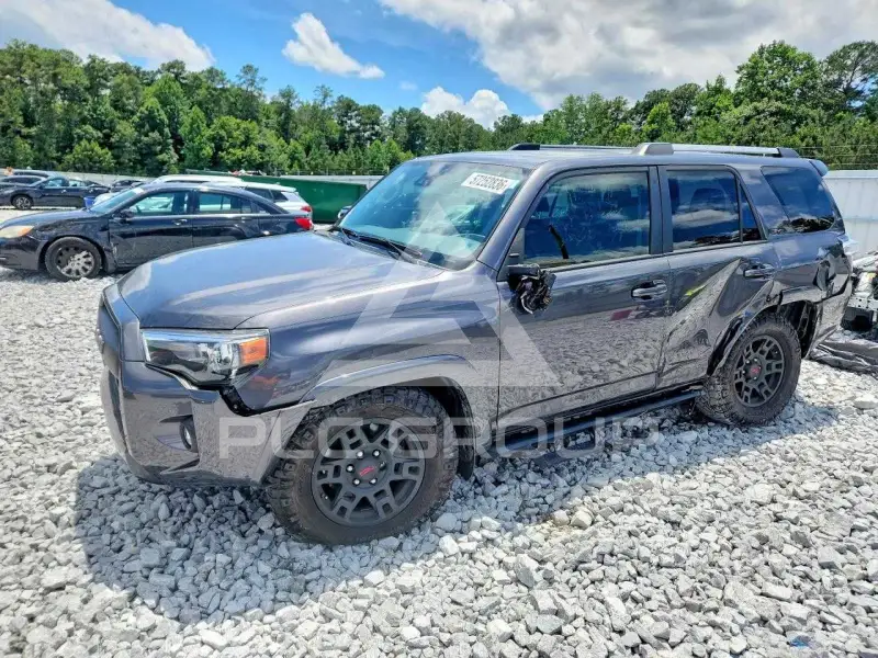 2022 Toyota 4 RUNNER photo