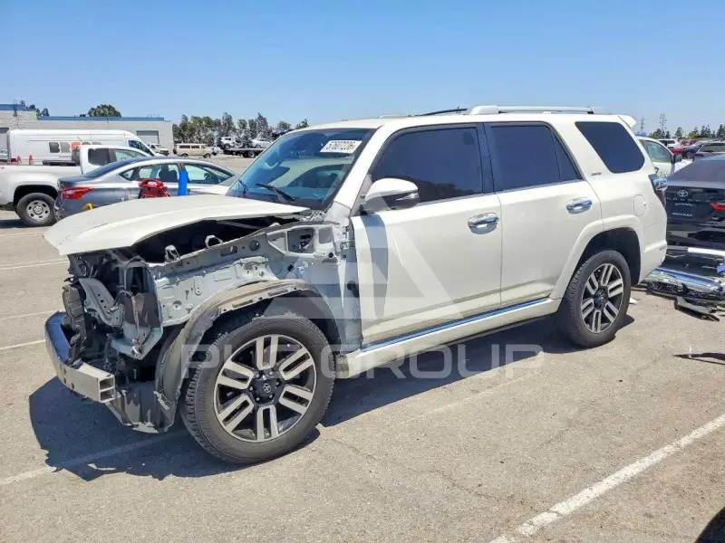 2022 Toyota 4 RUNNER фото