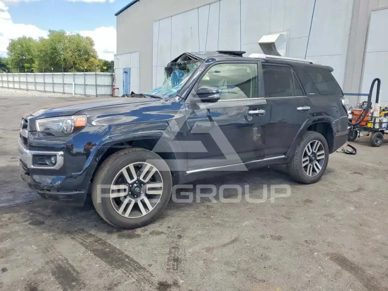 2022 Toyota 4 RUNNER фото