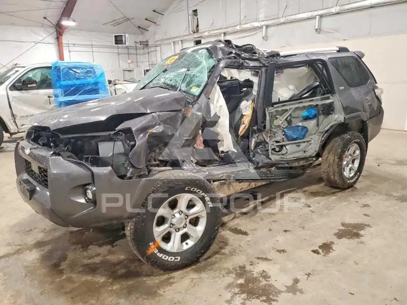 2022 Toyota 4 RUNNER фото