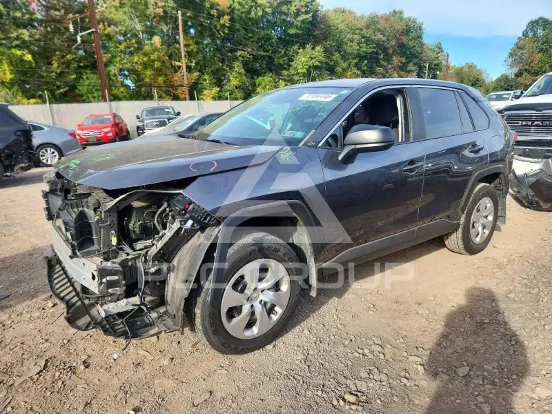 2022 Toyota RAV4 фото