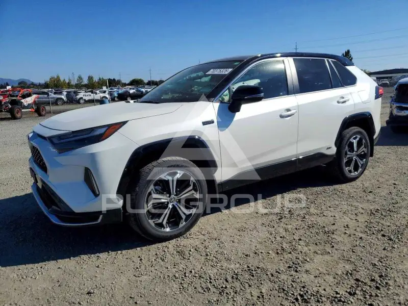 2022 Toyota RAV4 фото