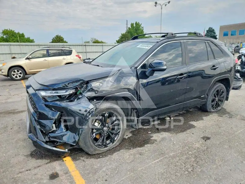2022 Toyota RAV4 фото