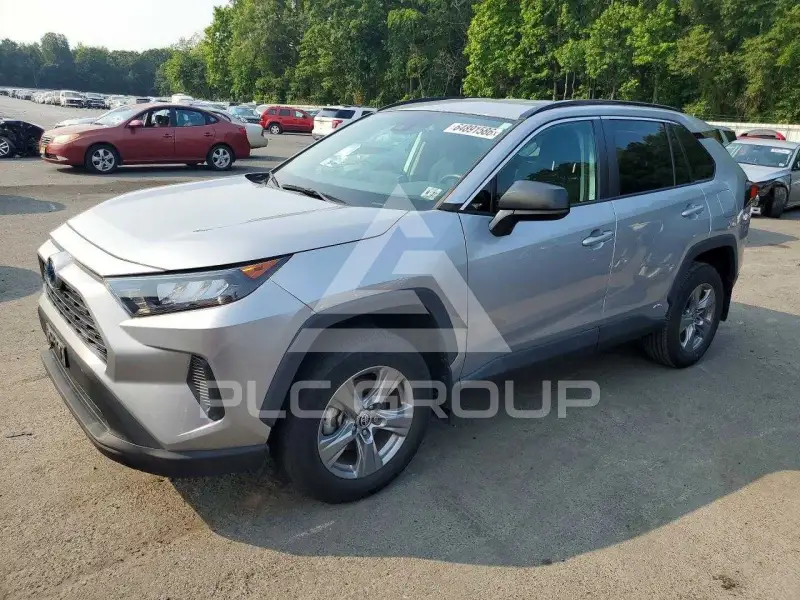 2022 Toyota RAV4 photo