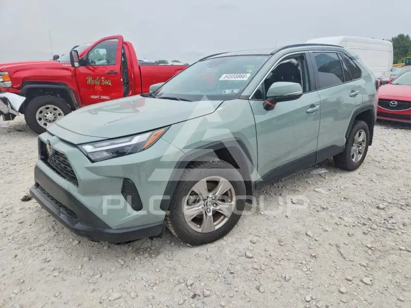 2022 Toyota RAV4 фото