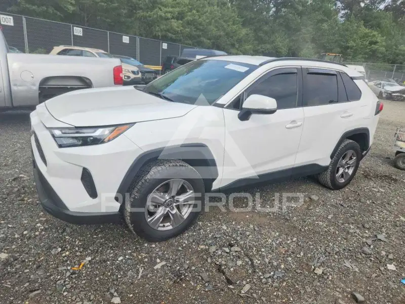 2022 Toyota RAV4 photo